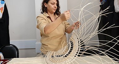 Kocaeli'de KO-MEK'ten kadınlara iş ve sanat desteği