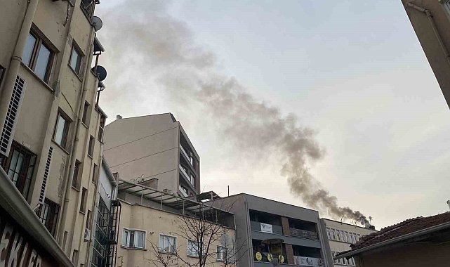 Kömür kazanından çıkan duman hava kalitesini düşürüyor
