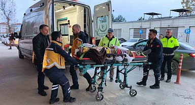 Kontrolden çıkan minibüs şarampole yuvarlandı: 1 yaralı