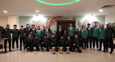 Konya Karatay Belediyespor'dan Başkan Kılca'ya çifte gurur ziyareti