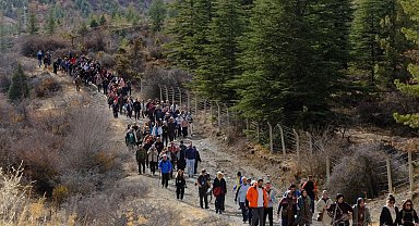 "Konya'da Yürüyoruz" yeni rotalarla devam ediyor