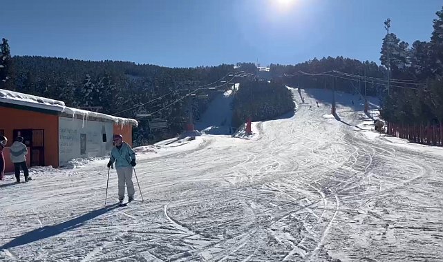 Kristal karlar diyarı Sarıkamış'ta kayak heyecanı başladı