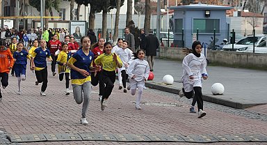 Kula'da Atatürk Kır Koşusu düzenlendi