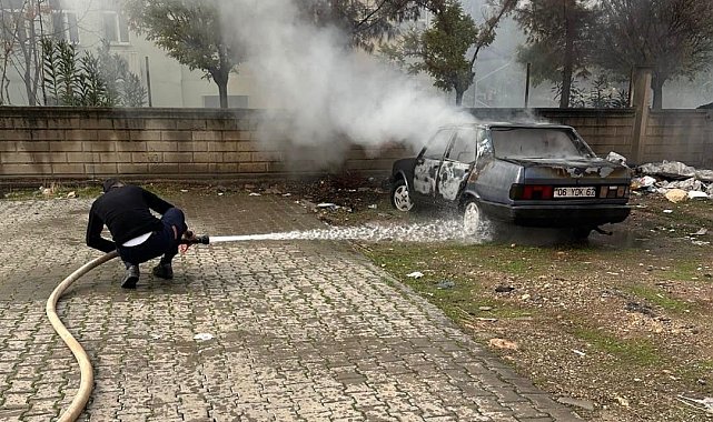 Kurtalan'da araç alev topuna döndü