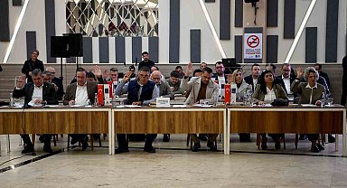 Kuşadası Belediye Meclisi yılın son toplantısını yaptı