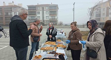 Kütahya Abdülhamid Han Anadolu Lisesi'nden Gazze için Hayır Çarşısı