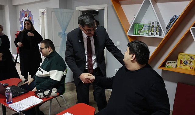 Kütahya Belediyesi'nden otizmli bireylere destek