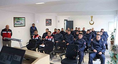Kütahya Jandarma Komutanlığı personeline belgesiz hayvan hareketleri eğitimi