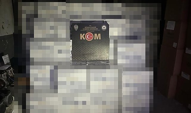 Kütahya'da durdurulan araçta 5 milyon makaron ele geçirildi