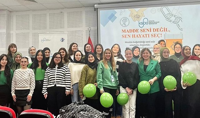 Kütahya'da Sosyal Hizmet Topluluğu'ndan "Bağımlılık Türleri ve Sosyal Hizmet Müdahaleleri" eğitimi