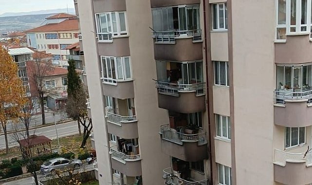 Kütahya'daki yangında ağır yaralanan kadın hayatını kaybetti