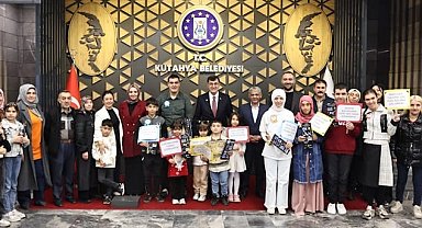 Kütahya'da Başkan Kahveci, özel öğrencileri ağırladı