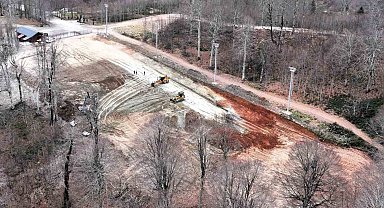 Kuzuyayla kızak pistine 100 metrelik kapalı yürüyen bant sistemi kuruluyor
