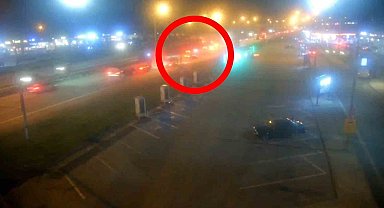 Makas atarak ilerlediği iddia edilen otomobilin sebep olduğu cinayet gibi kazanın tutanağı pes dedirtti