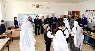 Malatya'da Başkan Er öğrencilerle buluştu