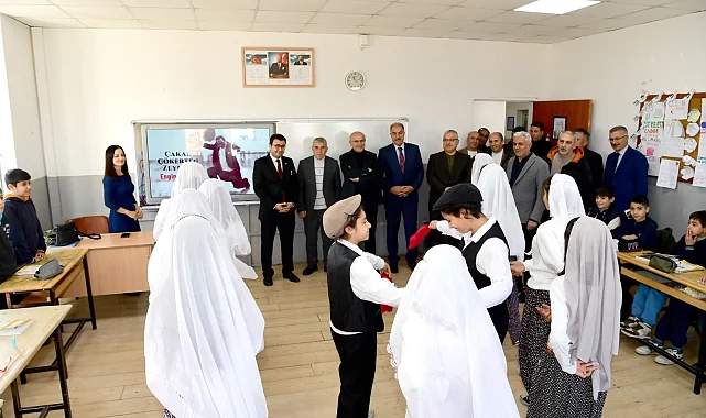 Malatya'da Başkan Er öğrencilerle buluştu