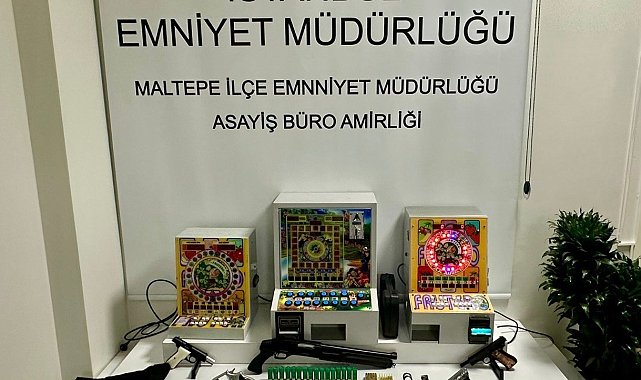 Maltepe'deki "zula" evine baskında çok sayıda silah ele geçirildi
