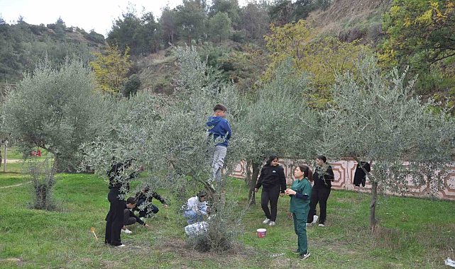 Manisa'da "Zeytin 5.0 Projesiyle" çocuklar hem öğrendi hem üretti