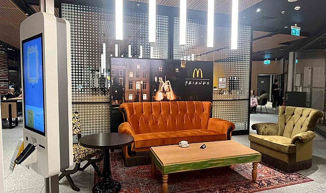 McDonald's Türkiye, Friends dizisinin figürlerini menülere taşıdı