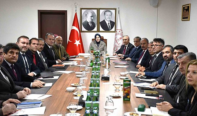 MEB Bakan Yardımcısı Ökten, Eskişehir'de değerlendirme toplantısı yaptı