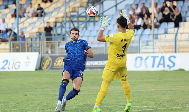 Menemen FK'da ilk ayrılık gerçekleşti