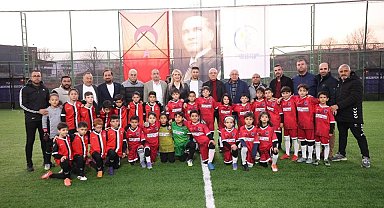 Merkezefendi'de Erol Cantürk U-9 Futbol Şenlik Ligi başladı