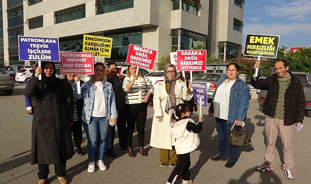 Mersin'de maaşlarını alamayan işçiler, adliye önünde açıklama yaptı
