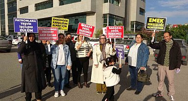 Mersin'de maaşlarını alamayan işçiler, adliye önünde açıklama yaptı