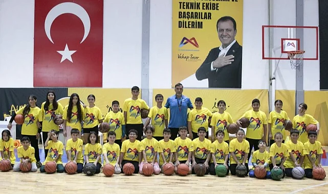 Mersin'de ücretsiz basketbol kursuna yoğun ilgi