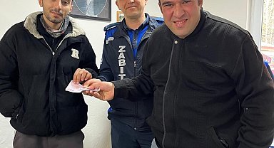 Merzifon'da temizlik personelinden örnek davranış: Bulduğu parayı sahibine teslim etti