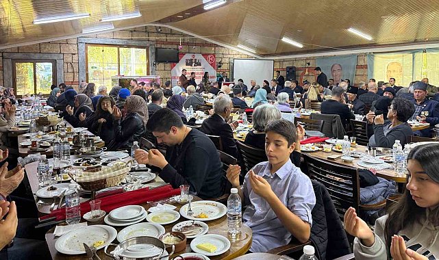 MHP Kemalpaşa, şehit aileleri ve gazilerle buluştu