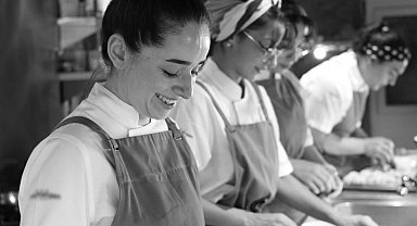 Michelin 2026'da 'En İyi Genç Şef' ödülü Datça'ya geldi