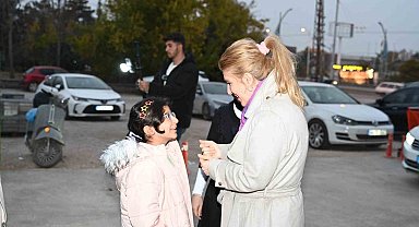 Milletvekili Ölmeztoprak KADEM'i ziyaret etti, deprem sonrası dayanışmayı da değerlendirdi