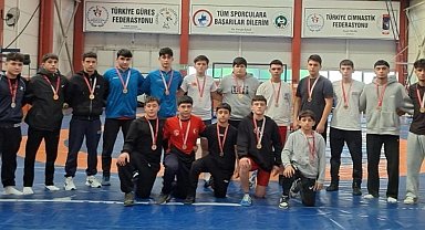 Minderde kıyasıya mücadele edildi