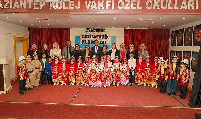 Minik GKV'lilerden "25 Aralık Gaziantep'in Kurtuluşu" töreni