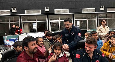 Minik öğrenciler 112'yi yerinde öğrendi