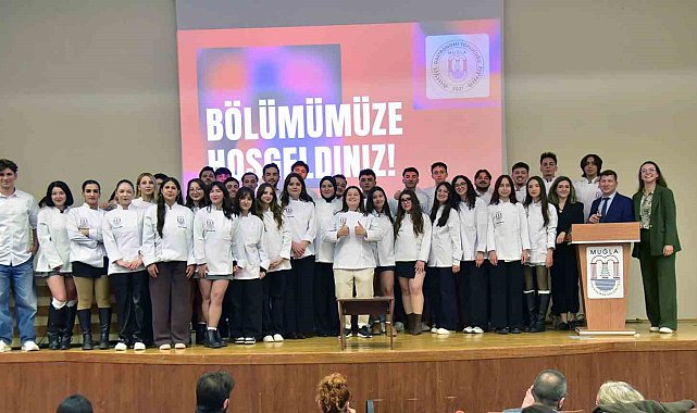 MSKÜ'de bir ilk: Gastronomi öğrencilerine aşçı ceketi giydirildi