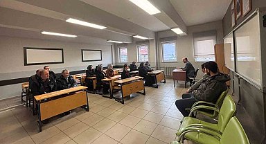 Müdür Kilitci: "Velilerin bilinçli tutumu öğrencilerin başarısında önemli rol oynamaktadır"