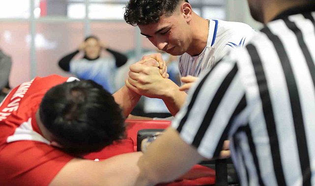 Muğla okul sporları gençler bilek güreşi il birinciliği Menteşe'de tamamlandı