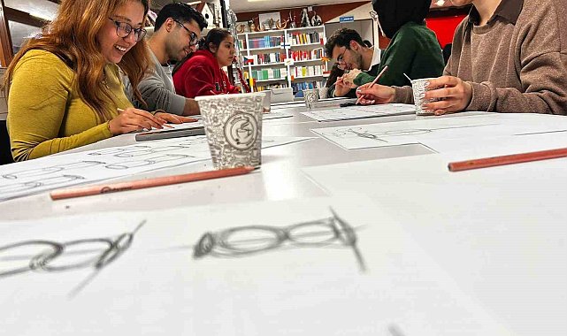 Muğla'da gençler sanat atölyelerinde yeteneklerini keşfediyor