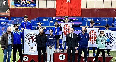 Muğlalı genç raketlerden Türkiye derecesi