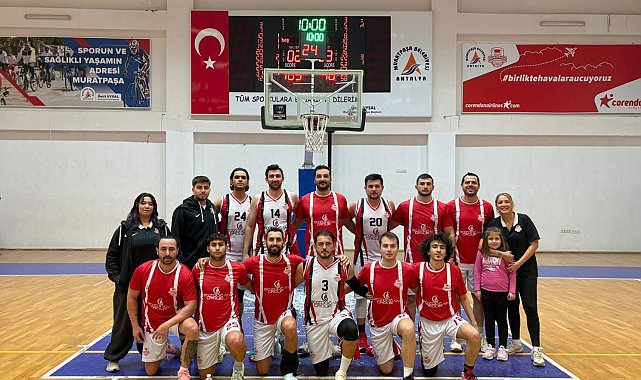 Muratpaşa Belediyespor namağlup Bölgesel Lig'de