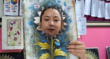 Muş'ta kadınlar kâğıt rölyef kursuyla aile bütçesine katkı sağlıyor