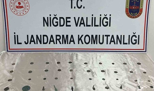 Niğde'de 'Anadolu Mirası Operasyonu': 42 parça eser ele geçirildi