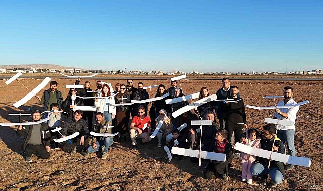 Nusaybin'de ilk kez model uçak eğitimlerinde uygulamalı test etkinliği düzenlendi