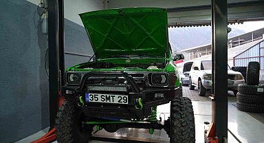 Off-road aracının hava filtresine giren sincaptan fındık sürprizi
