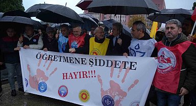 Öğrencilerden öğretmene şiddete sendikalardan tepki