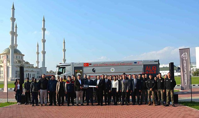Orman yangınlarıyla mücadelede yerli güç: Yeni nesil itfaiye arazözü "Koca Yusuf" teslim edildi