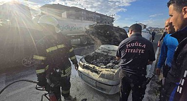 Ortaca'da araç yangını