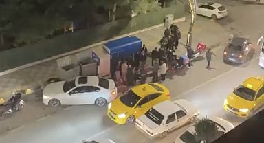 Otomobille çarpışan motosikletin sürücüsü yaralandı